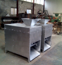 American Walnuts Cracking Machine