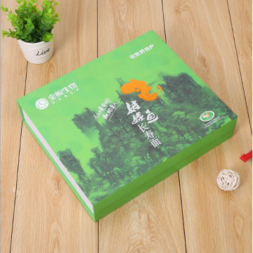 Light green tea box with PET insert