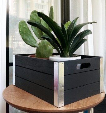 Decorative Storage Wooden Crates With Metal Trims