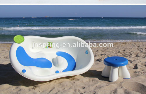 comfortable and safe baby bathtub