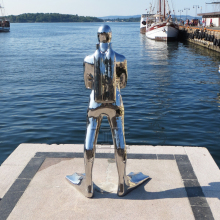 Life size outdoor metal statue stainless steel diver sculpture