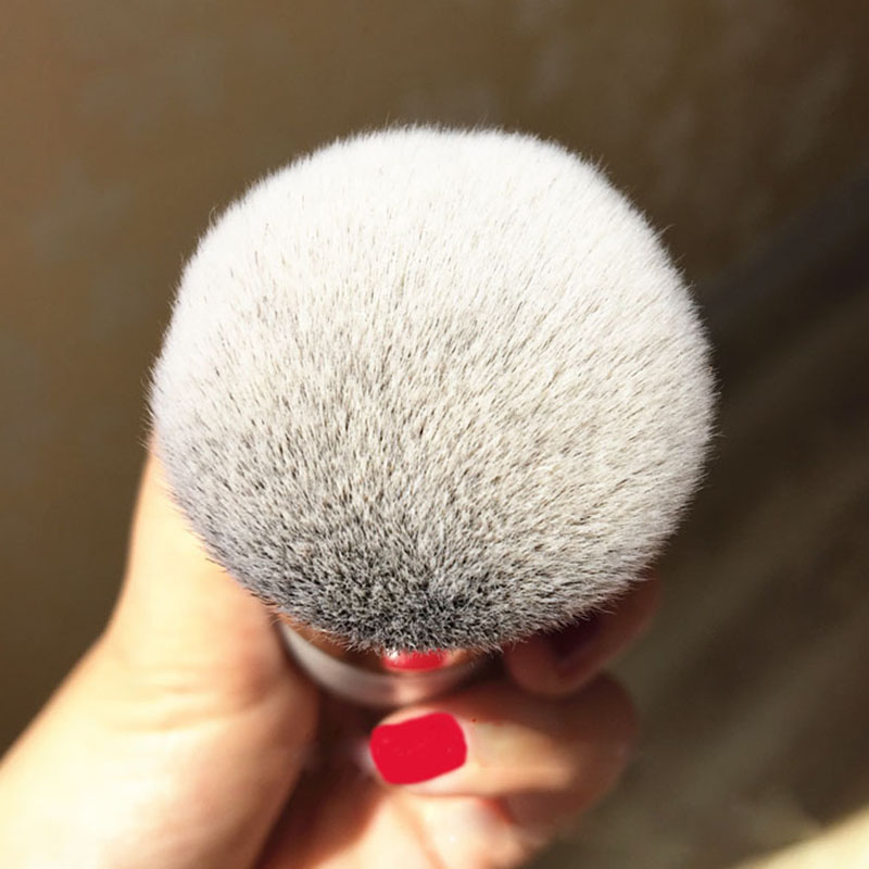 Single Foundation Brush