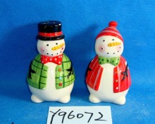 Ceramic Snowmen Salt and Pepper Shakers Set