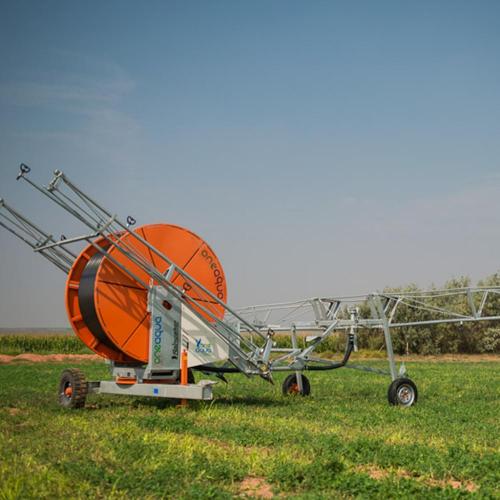 High irrigation uniformity, moderate water flow, cantilever type reel machine