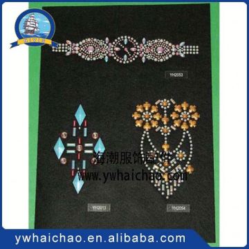 Top fashion excellent quality nailhead hot fix motif wholesale