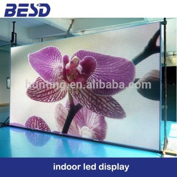High resolution p5 led panel sign board led display screen indoor