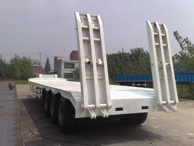 3 محاور الهيدروليكية Gooseneck Lowboy Lowbed مقطورة