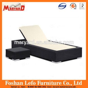 Double seat garden sun lounger, with an end table