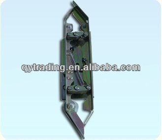 V0005 elevator door knife