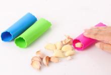 Kitchen silicone garlic peeler