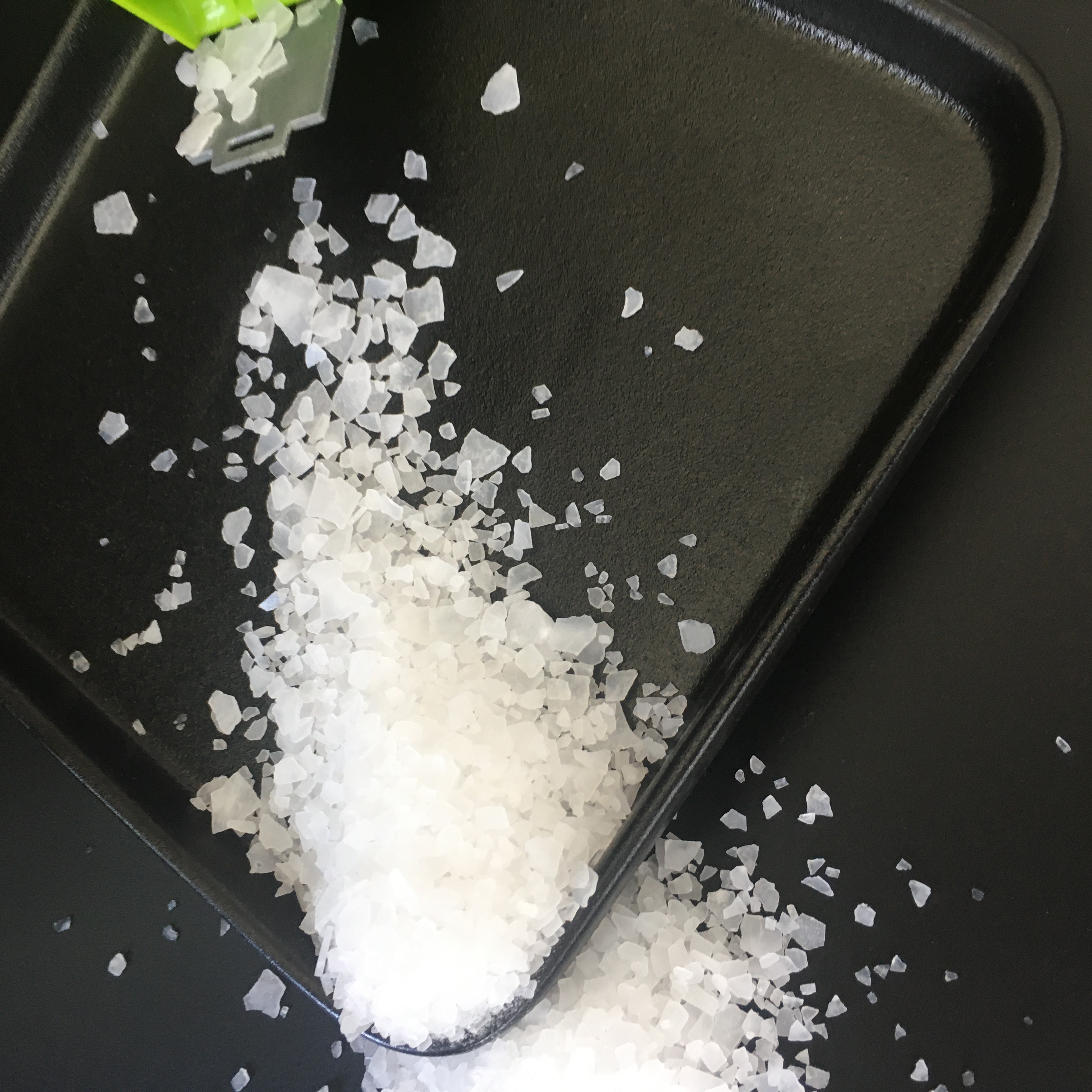 46% food grade magnesium chloride supplier flakes granule pellet powder