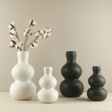 Modern Ceramic Flower Vases: Stylish Decorative Centerpieces for Home and Hotel Interiors