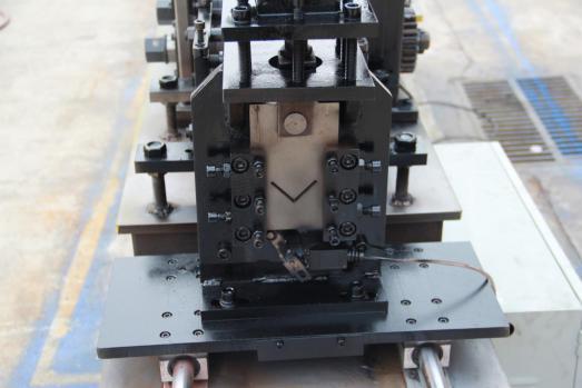 Steel And Metal Slotted Angle Roll Forming Machine