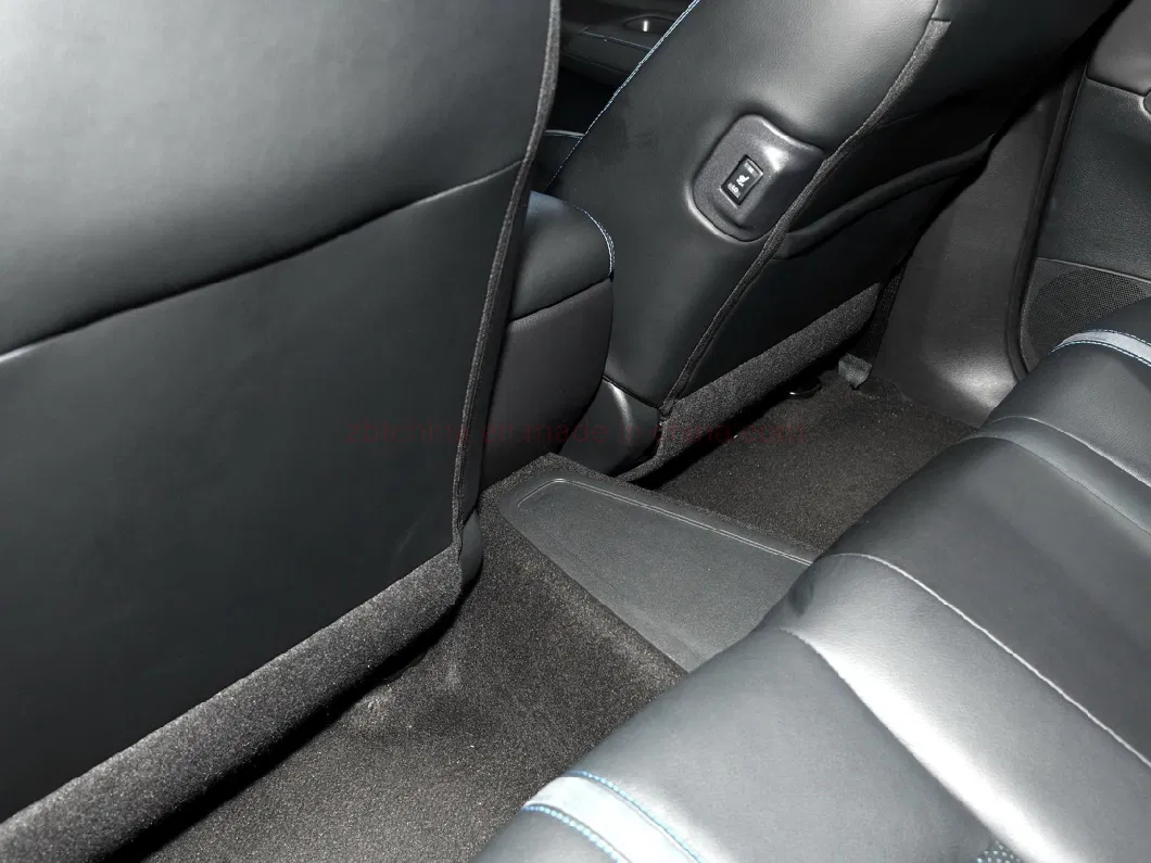 LHD Sylphy Nedc 338km High Speed Sedan 4X2 2WD Electric Car Green EV Compact Notchback Autos with 4G Internet