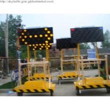 Solar Arrow Board Trailer, directional arrow