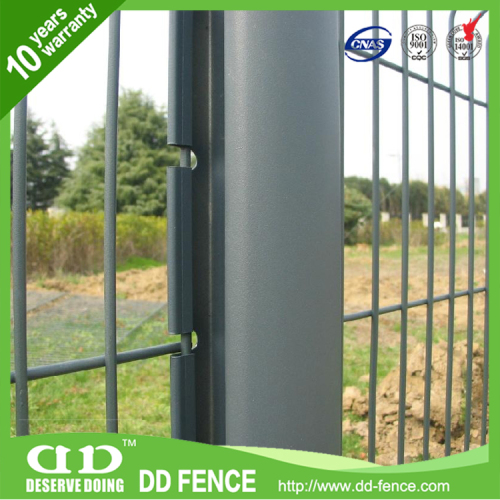 Hot sale Welded mesh fences/PVC coated welded iron fence