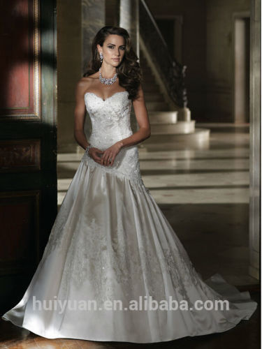 white lace satin beaded ball gown sleeveless russian wedding dress robe de mariage