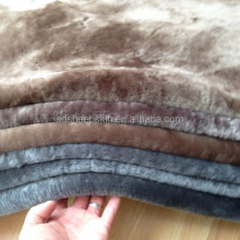 Sheepskin Liners: Sheepskin Lining Fabric for Interlinings