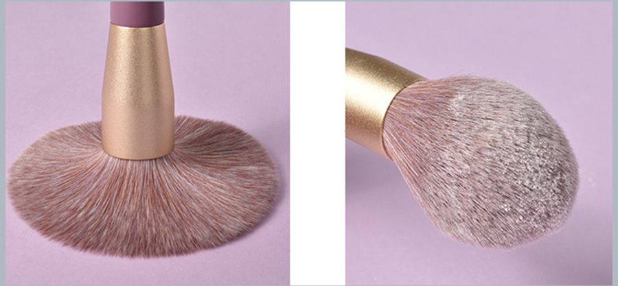 mac makeup brush