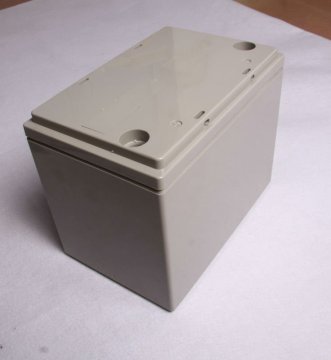 automatic battery containers