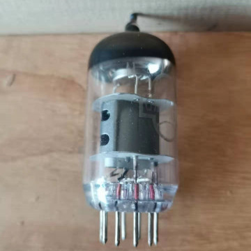 Soviet 6J11P-E High Durability Wide Band Pentode