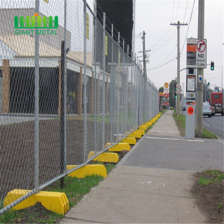 Durable concrete temporary fence