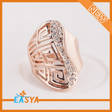 Unique Design Gold Engraved Pattern Big Women Rings
