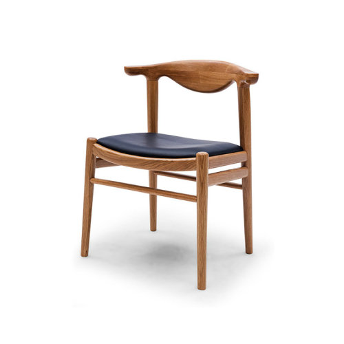 Hans wegner Elbow Chair voor restaurantkamer