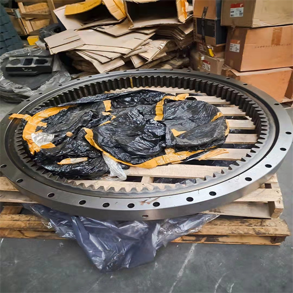 Komatsu PC700LC-8R Swing Circle Assembly 21m-25-21100