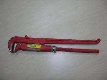 Pipe wrench