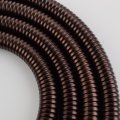 Mangueira flexível de PVC côncava e convexa de cor preta com fio prateado