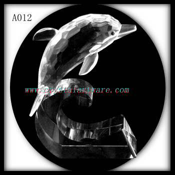 crystal dolphin A012