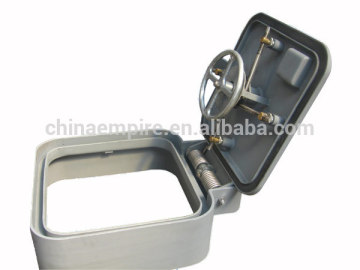 Ship quick acting steel hatch cover
