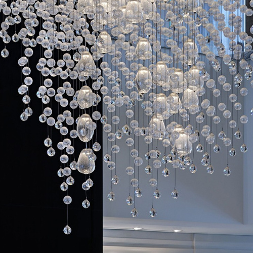 Suspension de lustre en verre pour hall de bureau construit