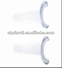 cheek retractor