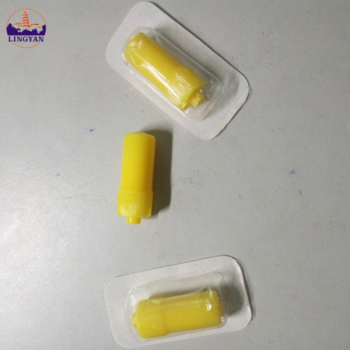 disposable yellow round shape luer lock fitting heparin cap