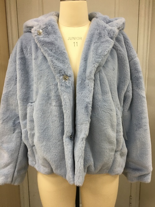 Chaqueta de piel con capucha azul felpa