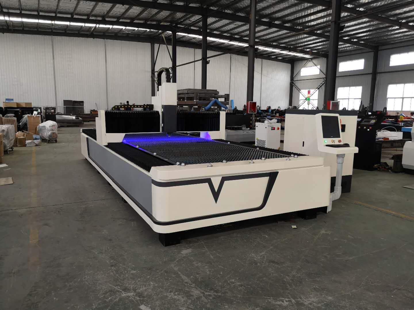 JNHX laser equipment - fiber laser cutting machine