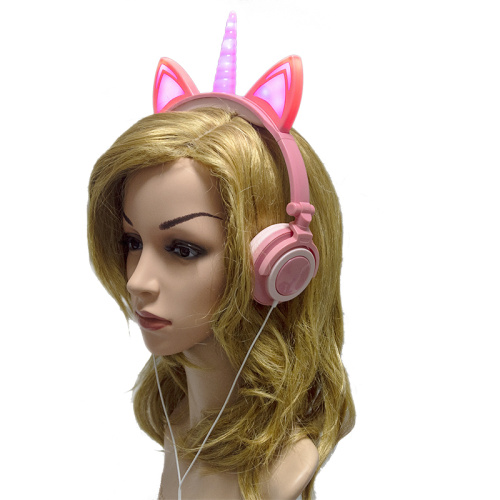 2019 Novel Unique Light Up Unicorn Casque d&#39;écoute