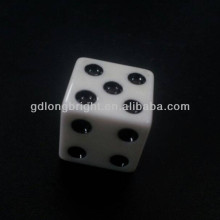 15mm dice with 1-6 dots