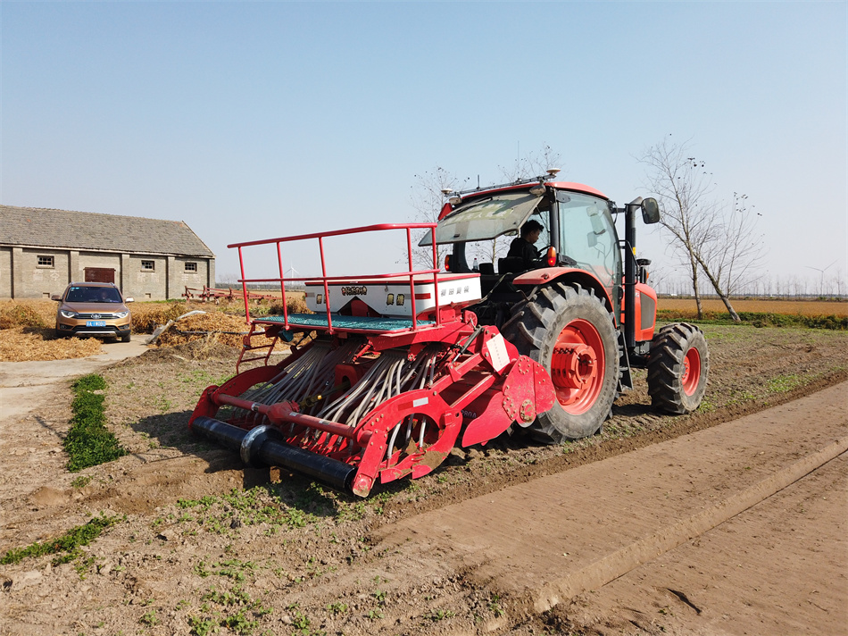 New agricultural combined seeder