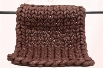 Mcdull Yarn, Core Spun Yarn, Super Chunky Thick Yarn Blanket