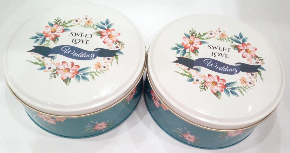 Sweet Love Chocolate Tin Can