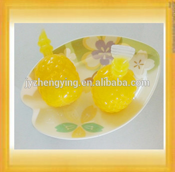 Pineapple shape fruit jelly pudding