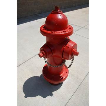 Cast iron fire hydrant body