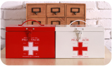 Urgence Kit Metal Tin Box and First Aid Case