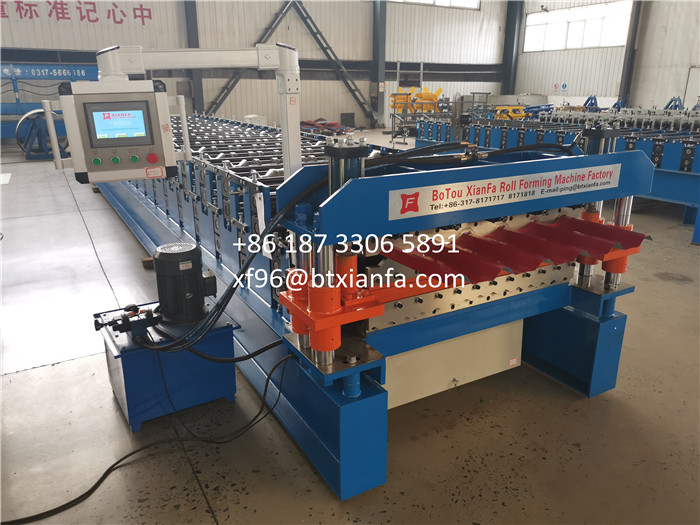 roof sheet forming machine