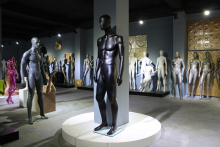 suits male mannequins sexy lifelike male mannequins wrestling mannequins