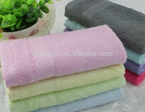 100% cotton customized logo embroidery bath towel/ beach towel