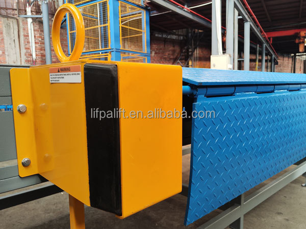 10 tons manual operated loading dock leveler for shipping containers and trailers